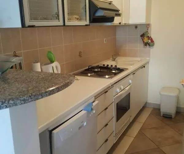 Andrija Apartment *
